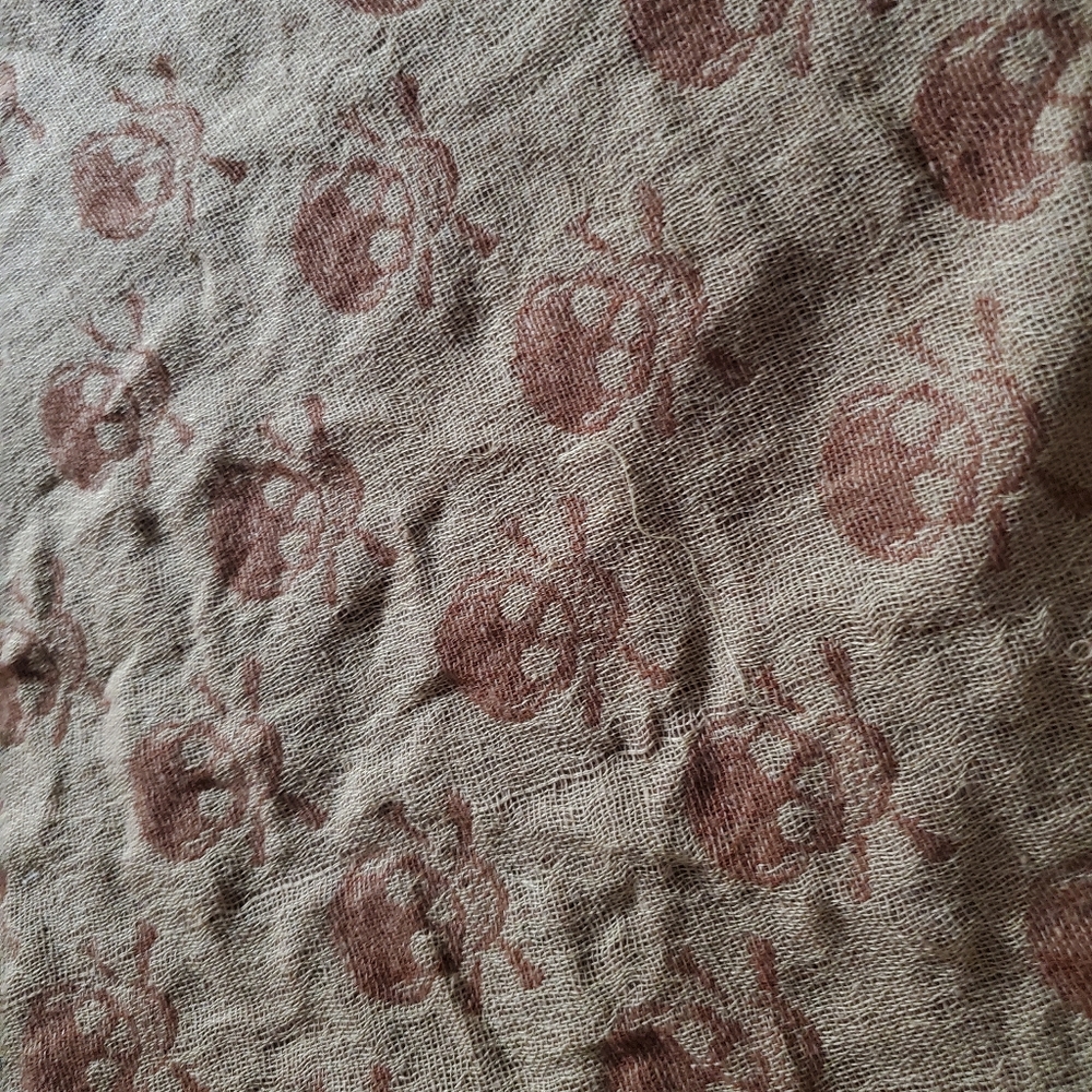 Scarf - Picture 4 of 4